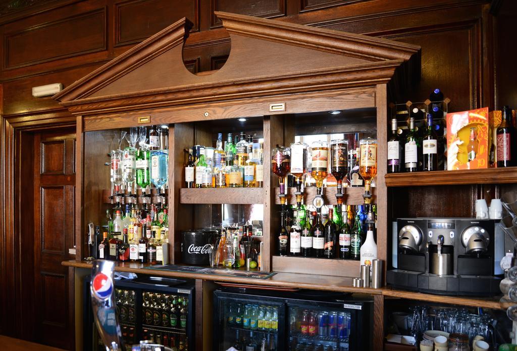 Lynford Hall Hotel Mundford Екстериор снимка