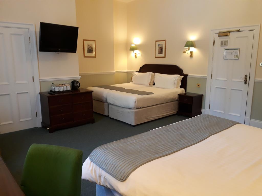 Lynford Hall Hotel Mundford Екстериор снимка