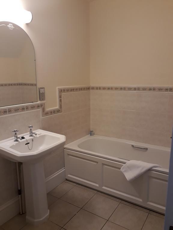 Lynford Hall Hotel Mundford Екстериор снимка