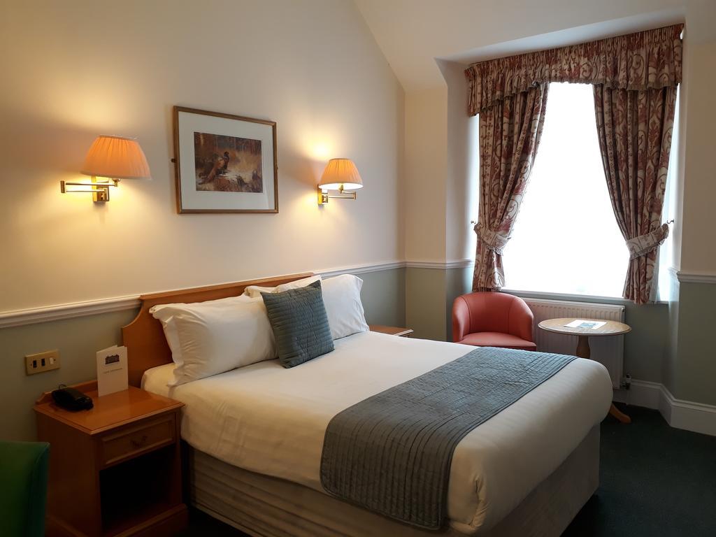 Lynford Hall Hotel Mundford Екстериор снимка