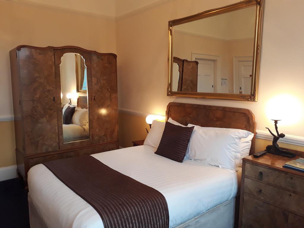 Lynford Hall Hotel Mundford Екстериор снимка